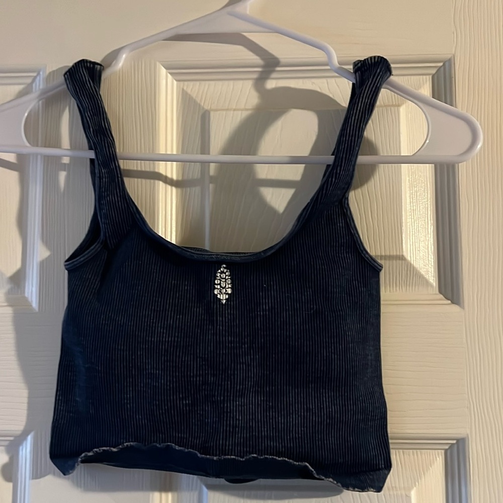 Happiness Runs Square Neck Crop Tank M/L